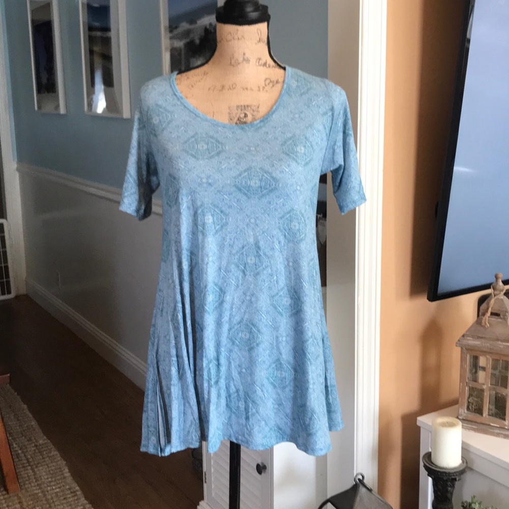 Blue Lularoe top size XXS. Super soft and flowy